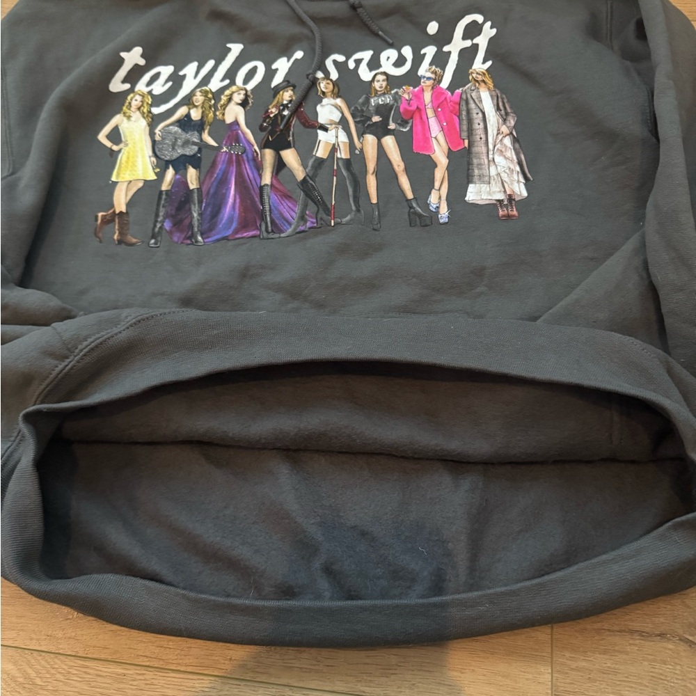 Taylor Swift Black Graphic Hoodie